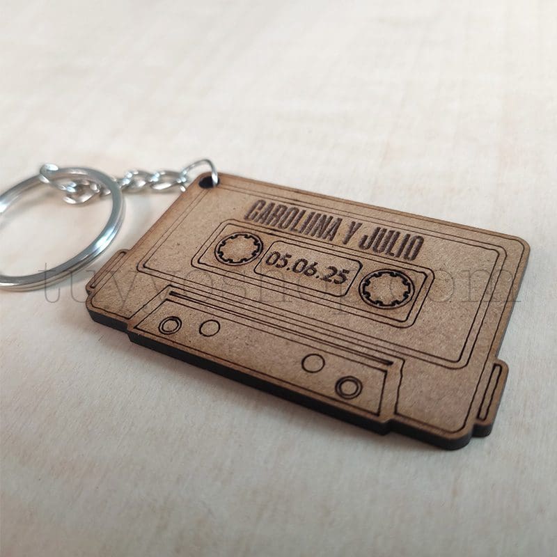 Llavero personalizado para boda, DM, modelo cassette, 3,5×5,5cm - Imagen 4